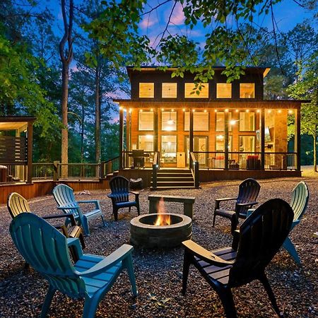 Luxury Cabin In The Woods With Hot Tub And Yard Games! Broken Bow Kültér fotó