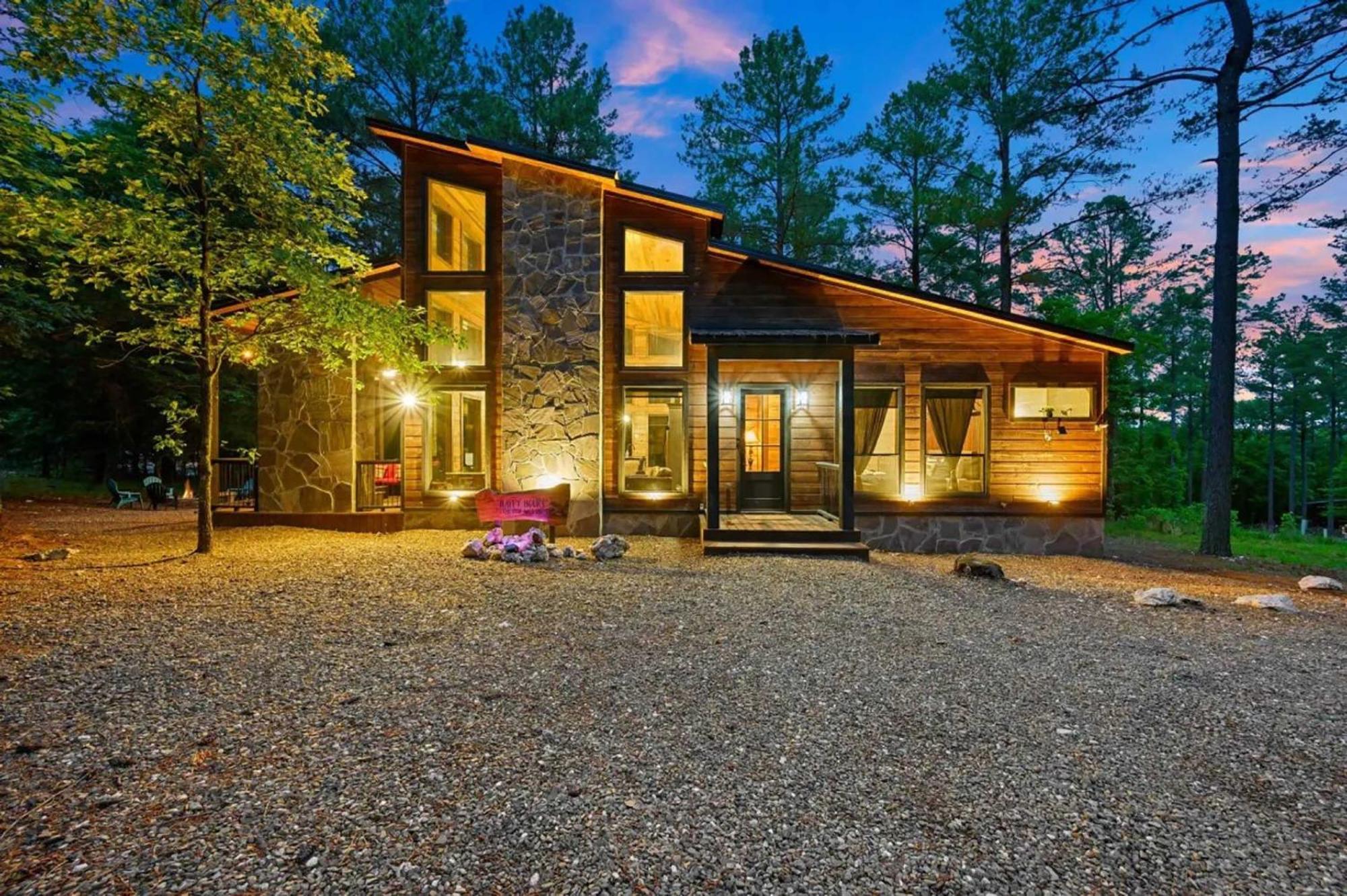 Luxury Cabin In The Woods With Hot Tub And Yard Games! Broken Bow Kültér fotó